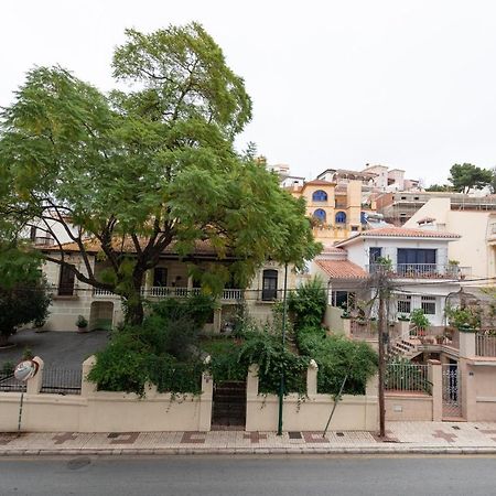Ferrandiz Suite Malaga Exterior photo
